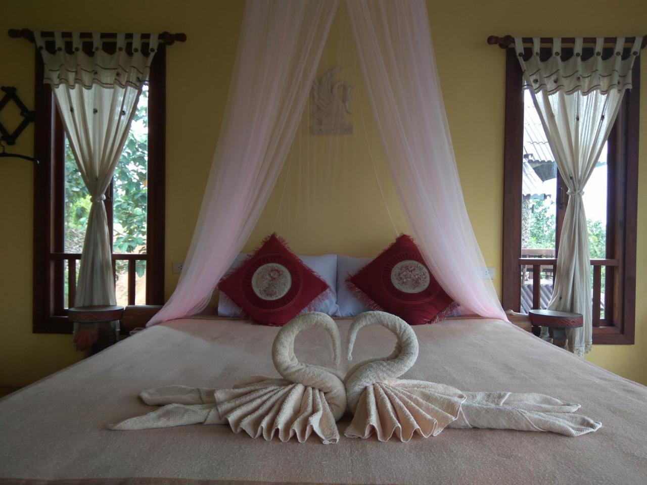 Khunyuam Resort Ban Khun Yuam Exteriör bild